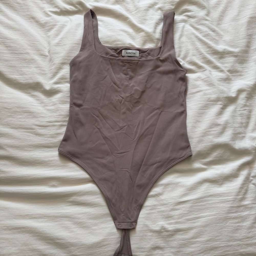Aritzia babaton bodysuit